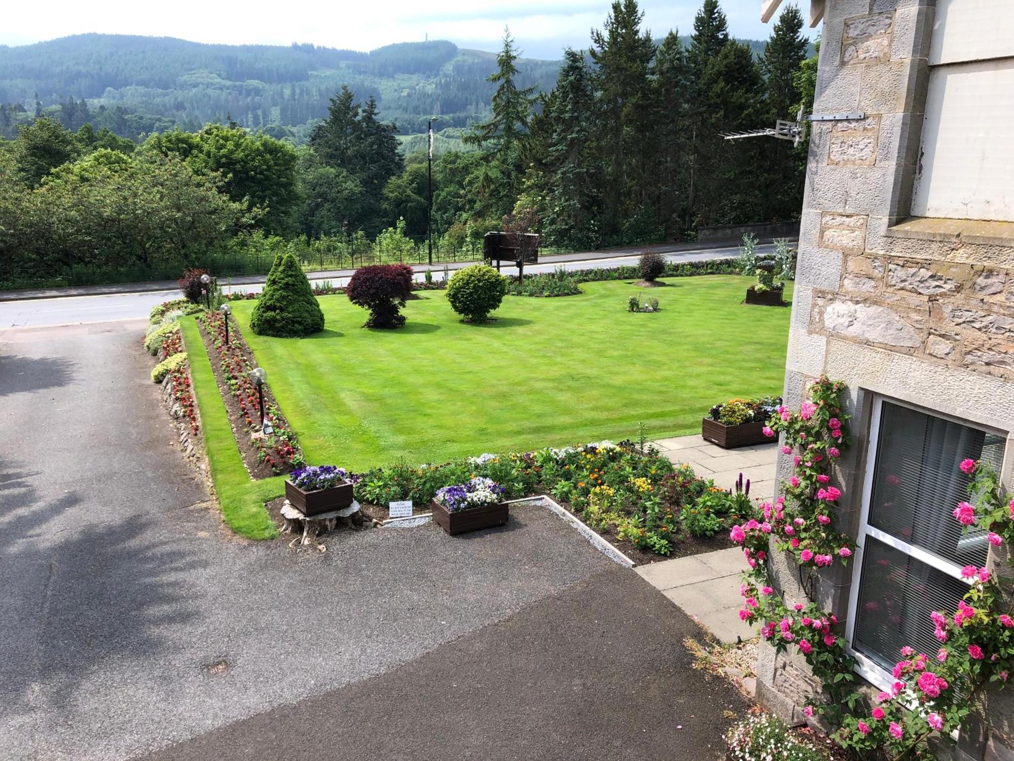 The Claymore Guest House Pitlochry Exterior photo