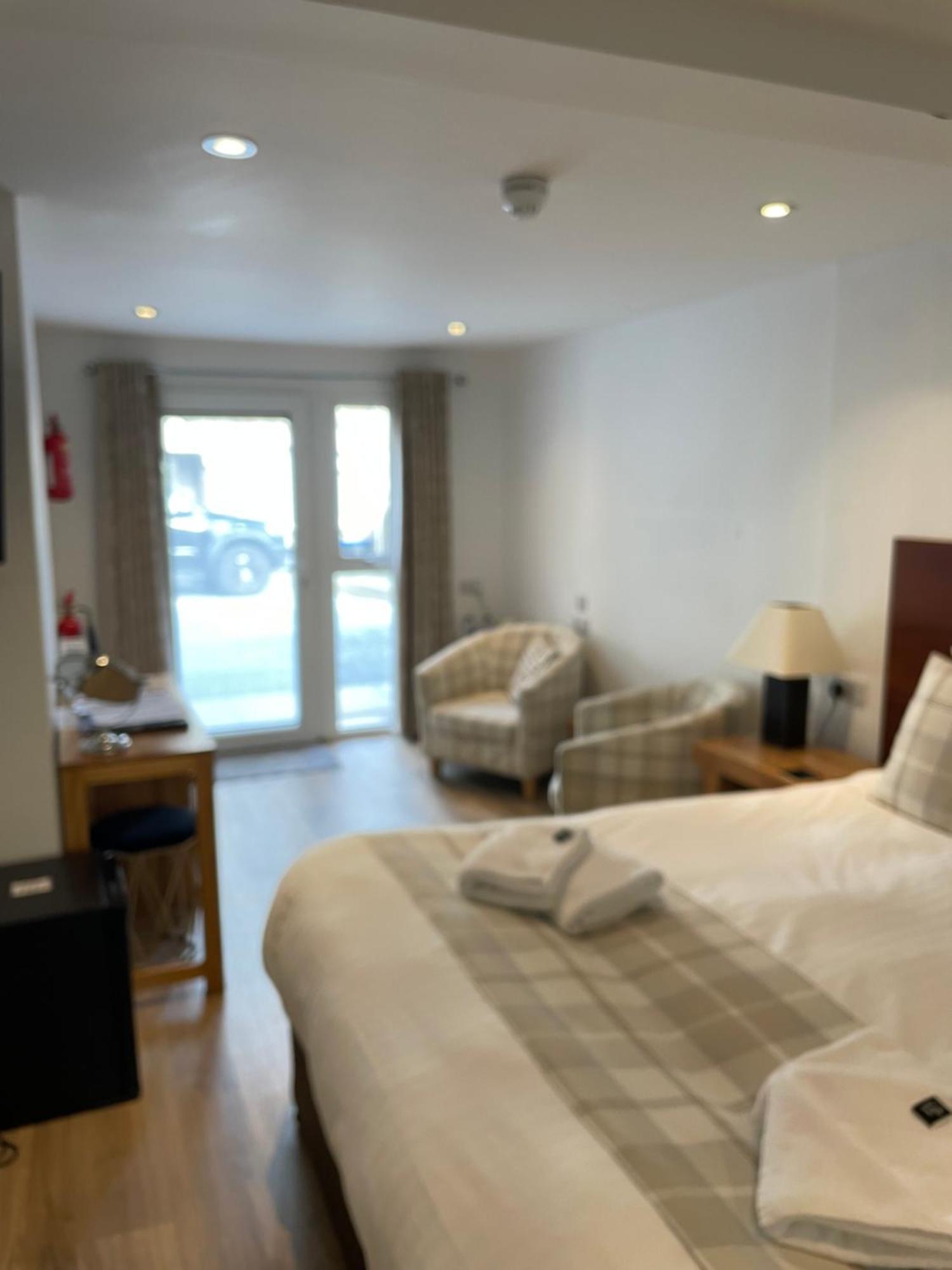 The Claymore Guest House Pitlochry Exterior photo