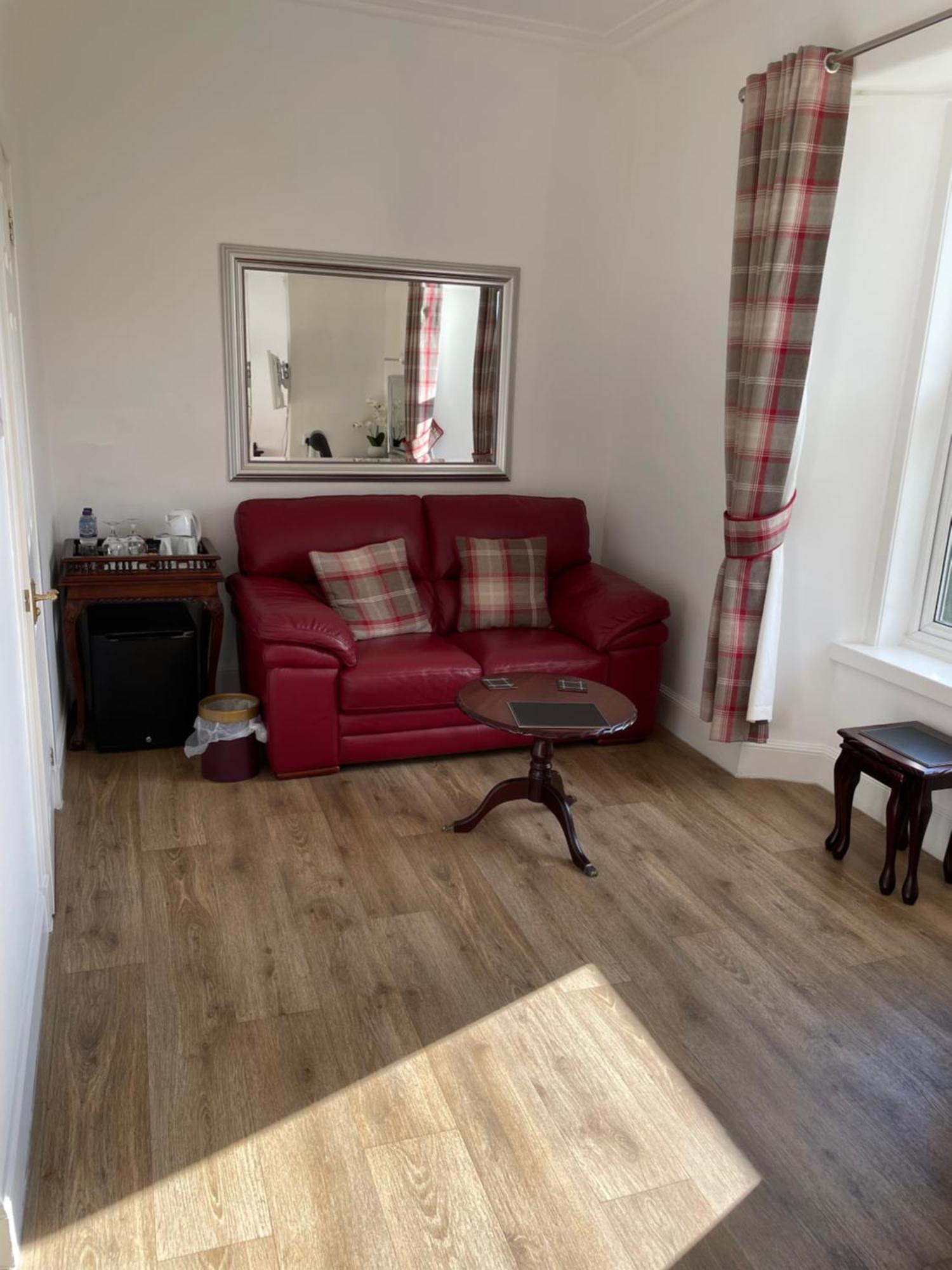 The Claymore Guest House Pitlochry Exterior photo
