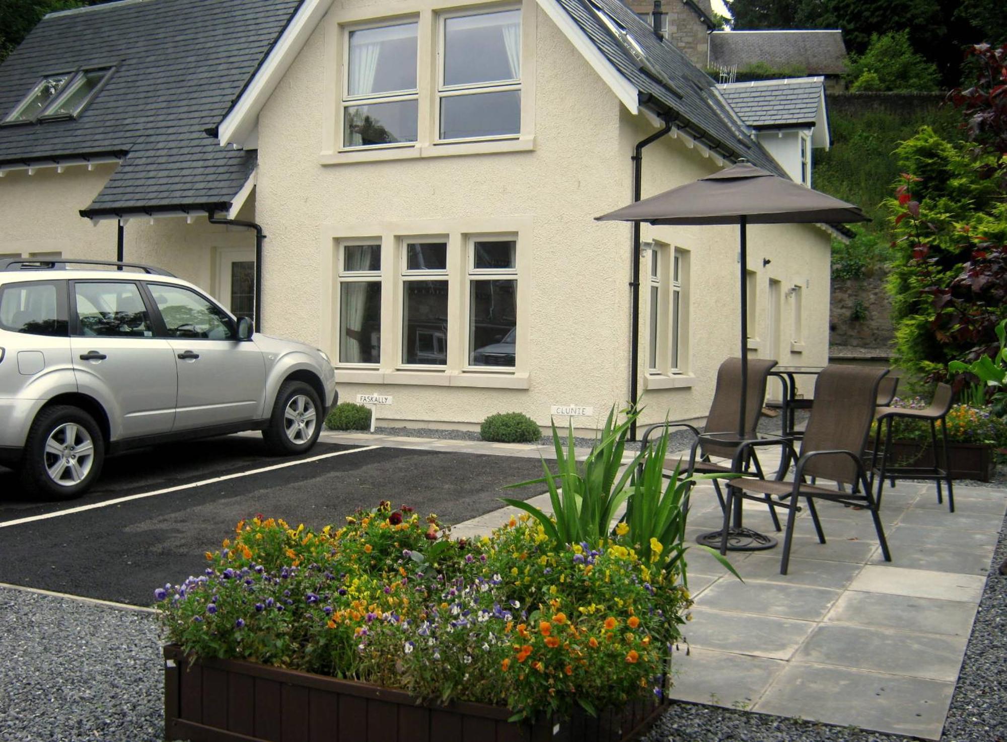 The Claymore Guest House Pitlochry Exterior photo