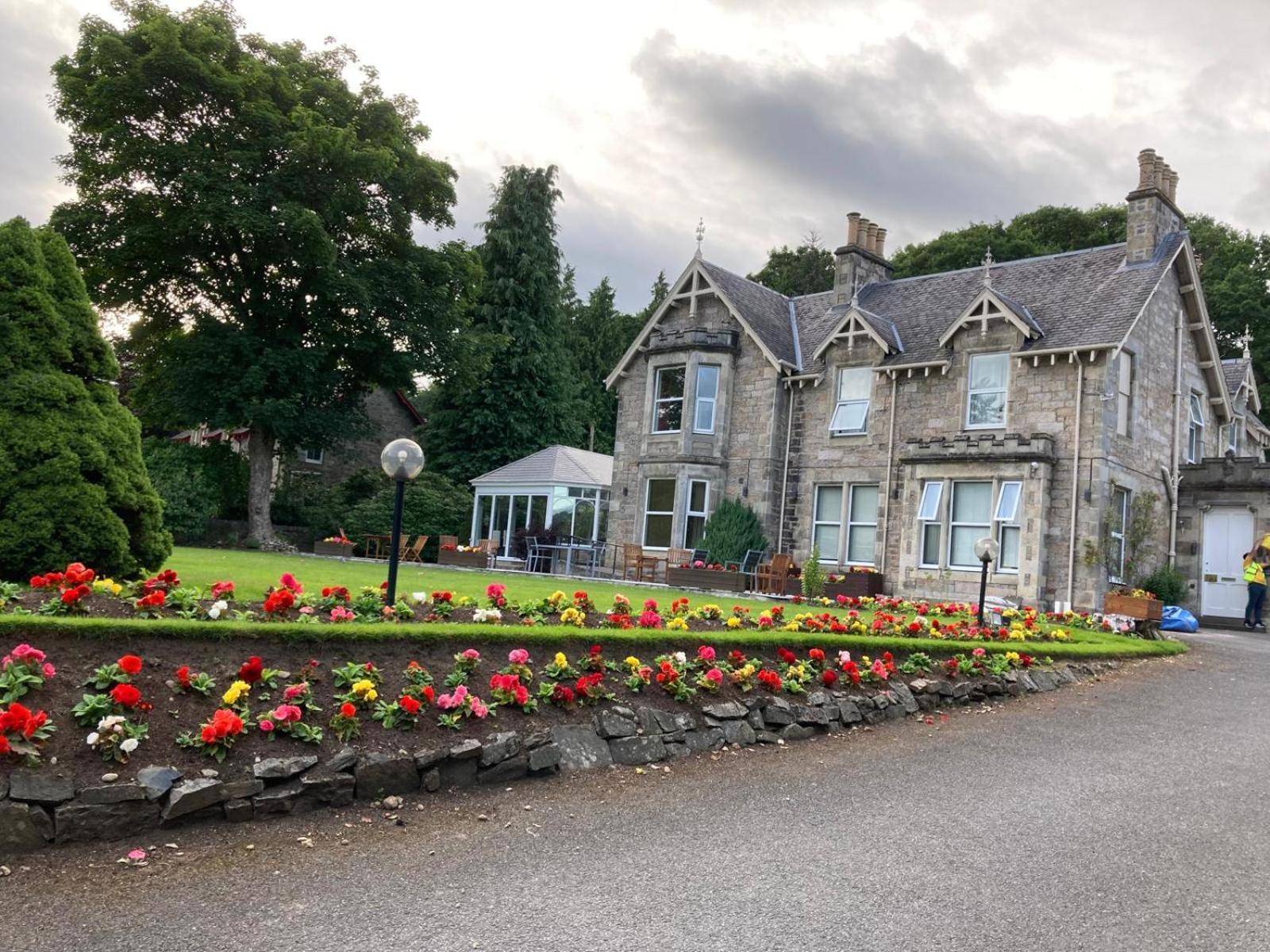 The Claymore Guest House Pitlochry Exterior photo