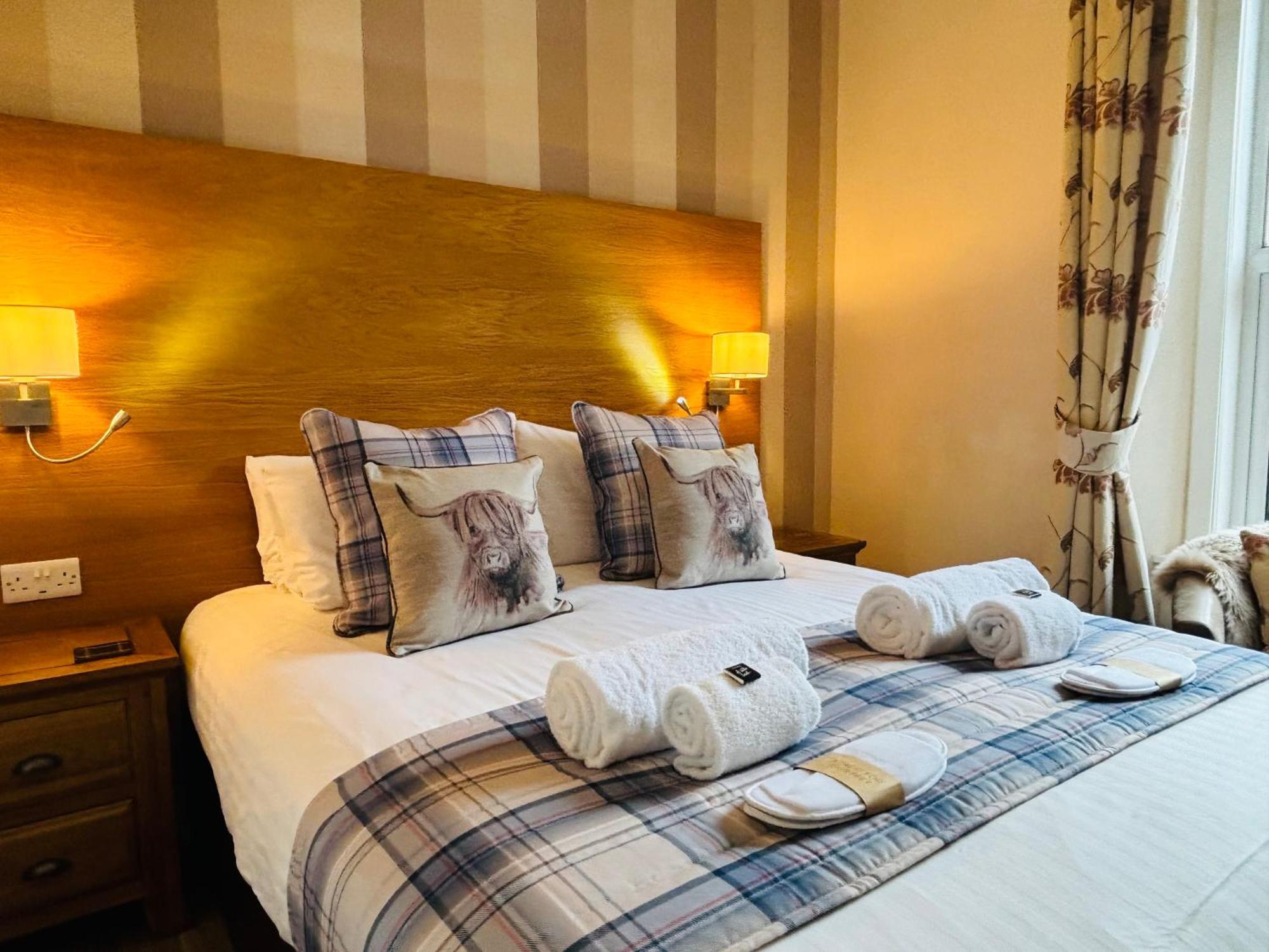 The Claymore Guest House Pitlochry Exterior photo